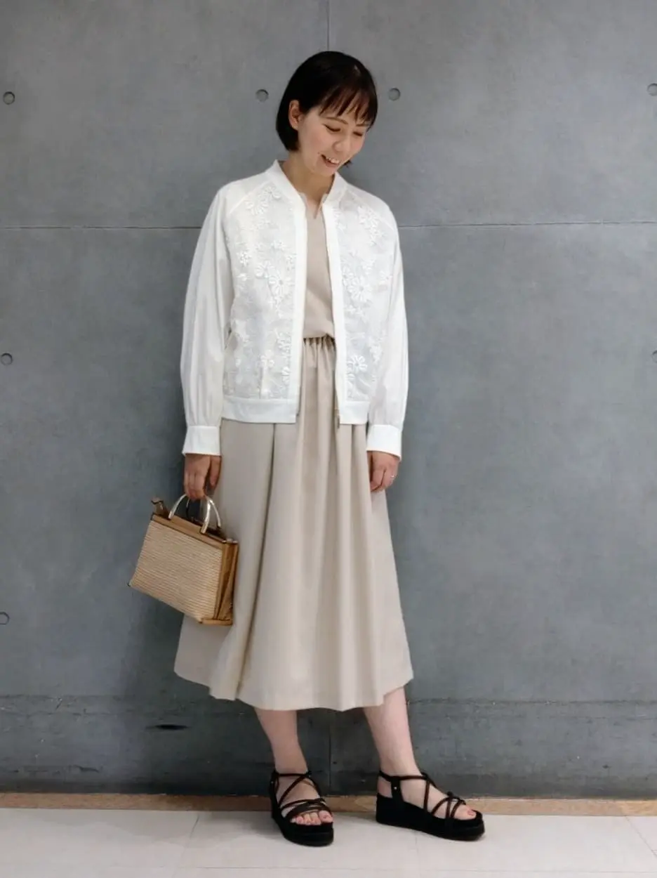  丸尾 コーディネート画像