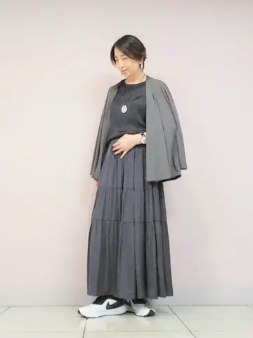 自由区 浅野 コーディネート画像