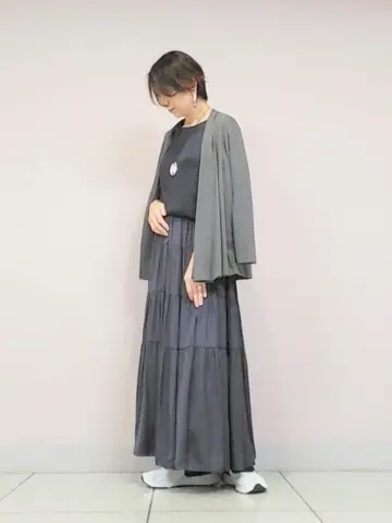 自由区 浅野 コーディネート画像