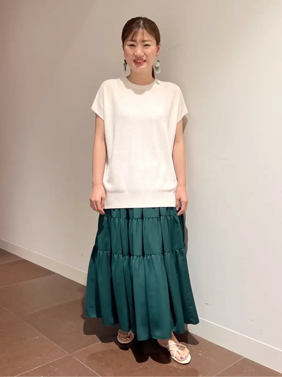 自由区 古宮 コーディネート画像