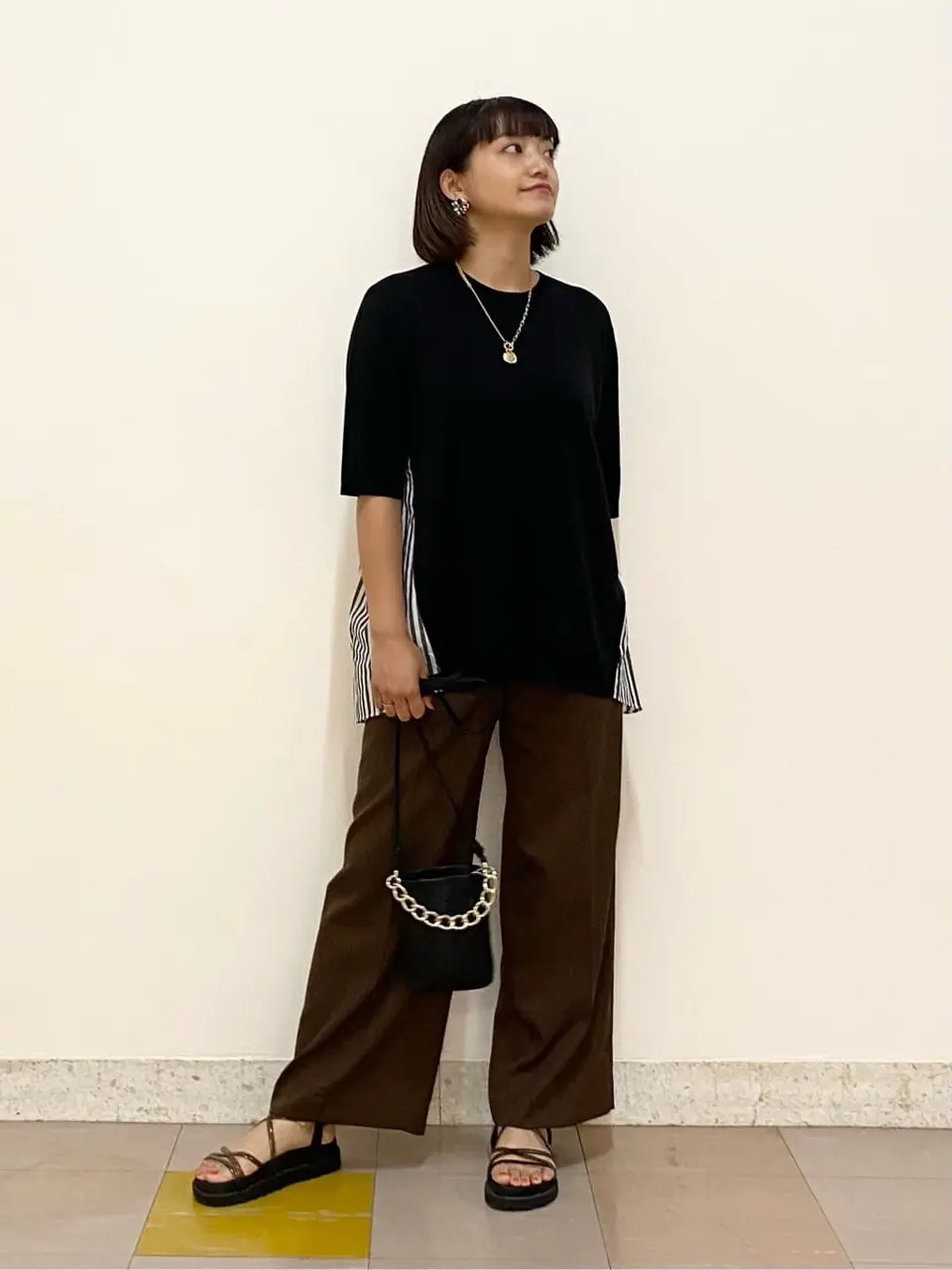 自由区 佐藤 コーディネート画像