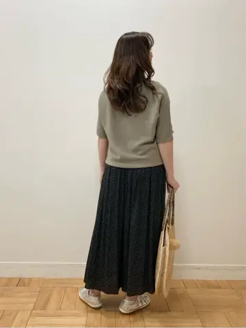 自由区 白戸 コーディネート画像