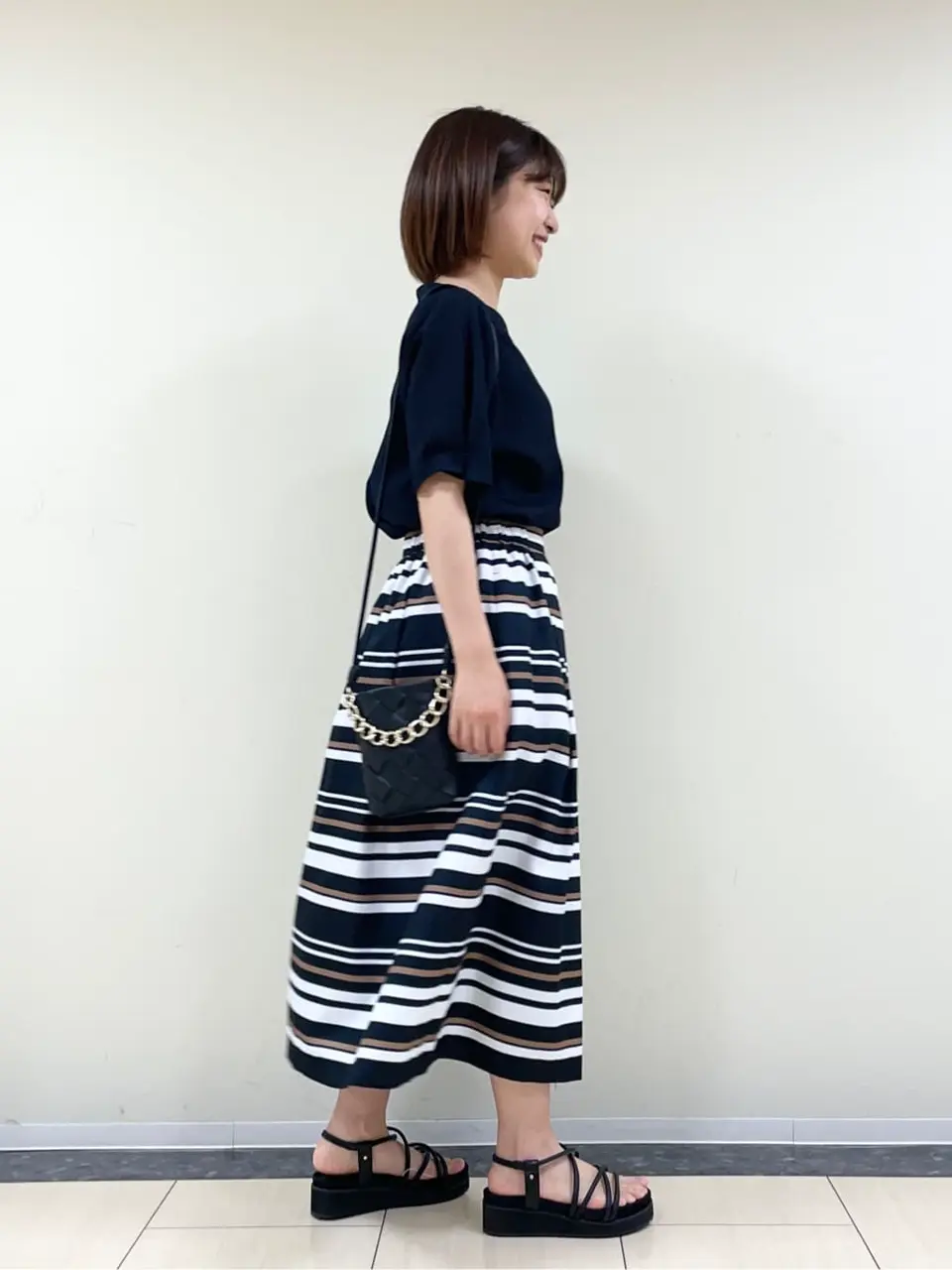 自由区 佐藤 コーディネート画像