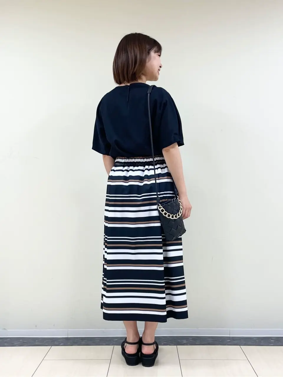 自由区 佐藤 コーディネート画像