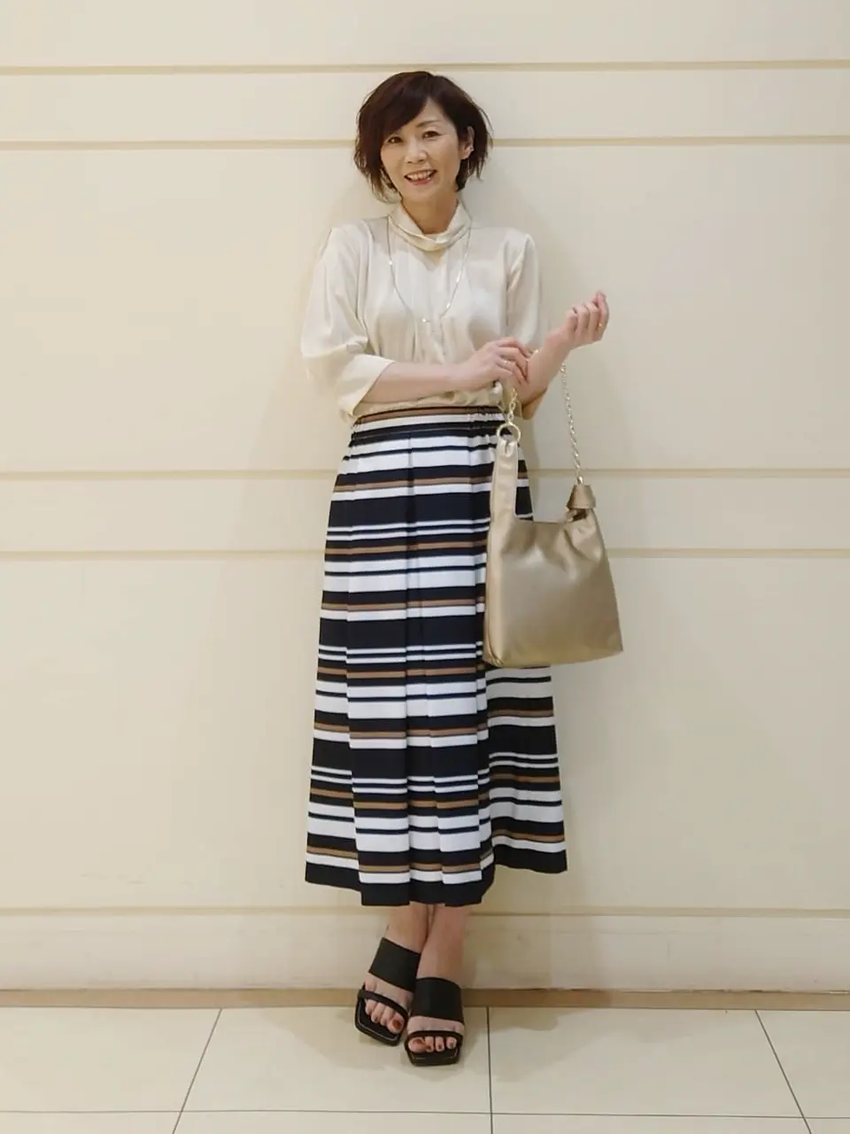 自由区 maruri コーディネート画像