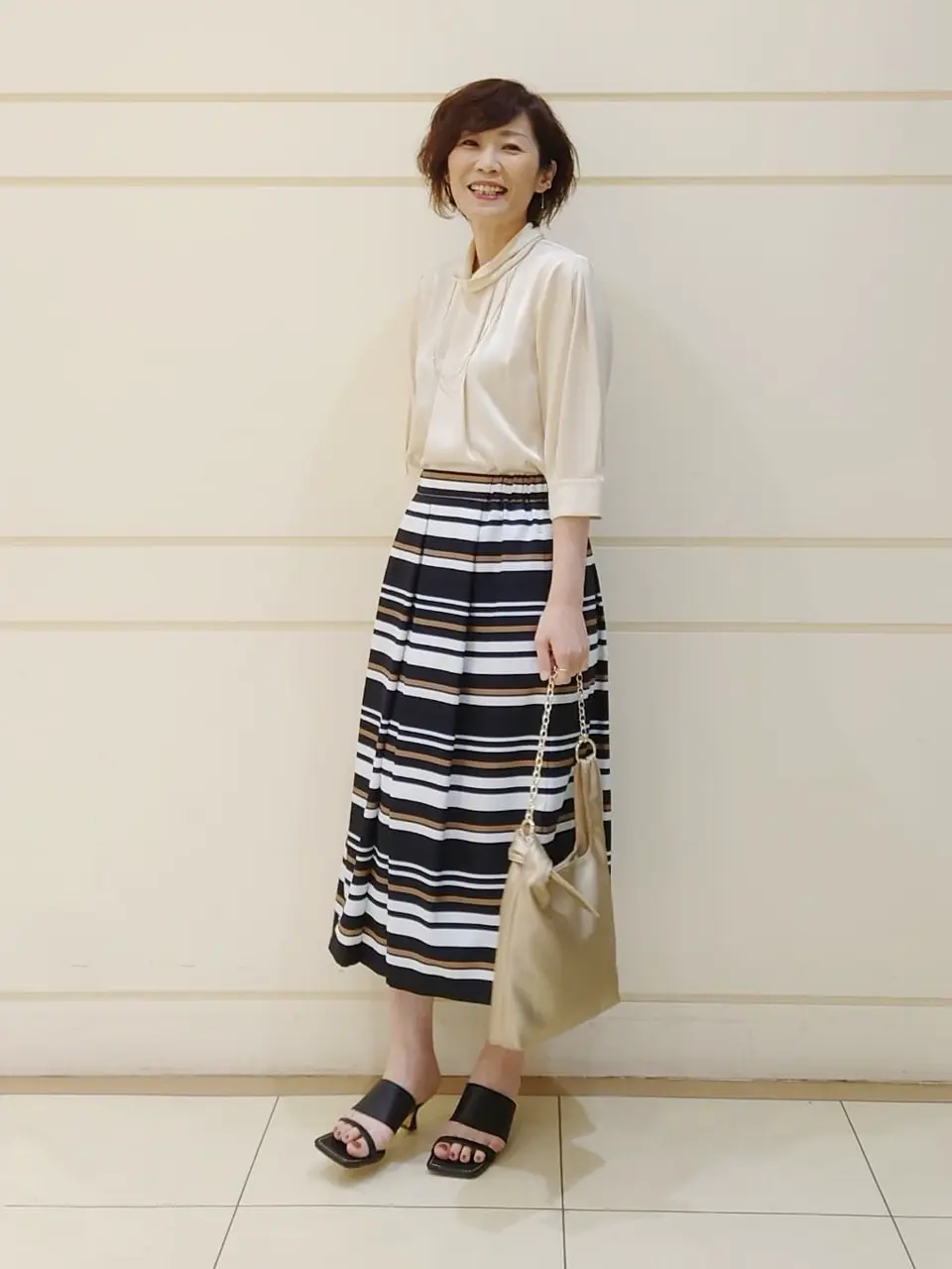 自由区 maruri コーディネート画像