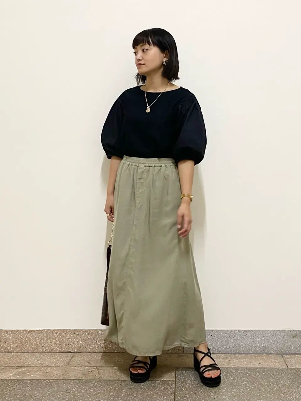 自由区 佐藤 コーディネート画像