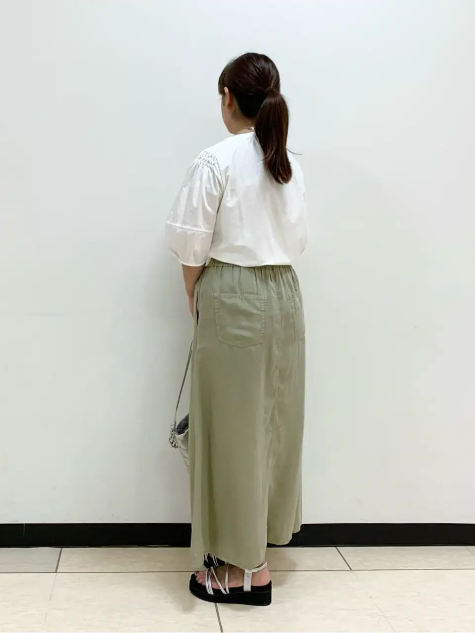 自由区 岡崎 コーディネート画像