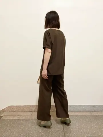 自由区 阿部 コーディネート画像