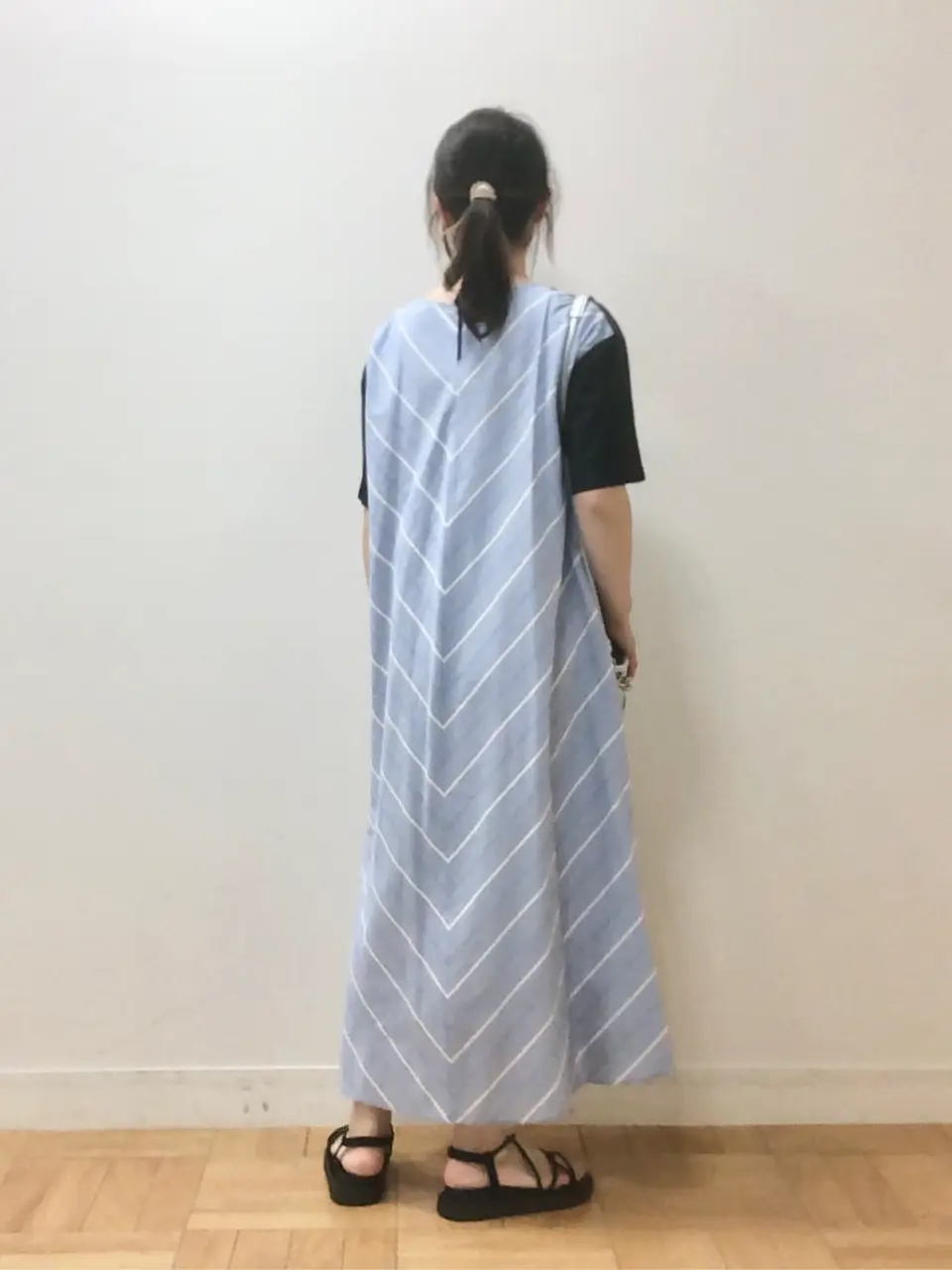 自由区 三木 コーディネート画像