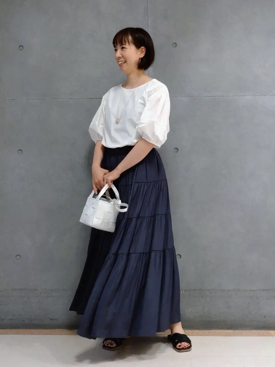  丸尾 コーディネート画像