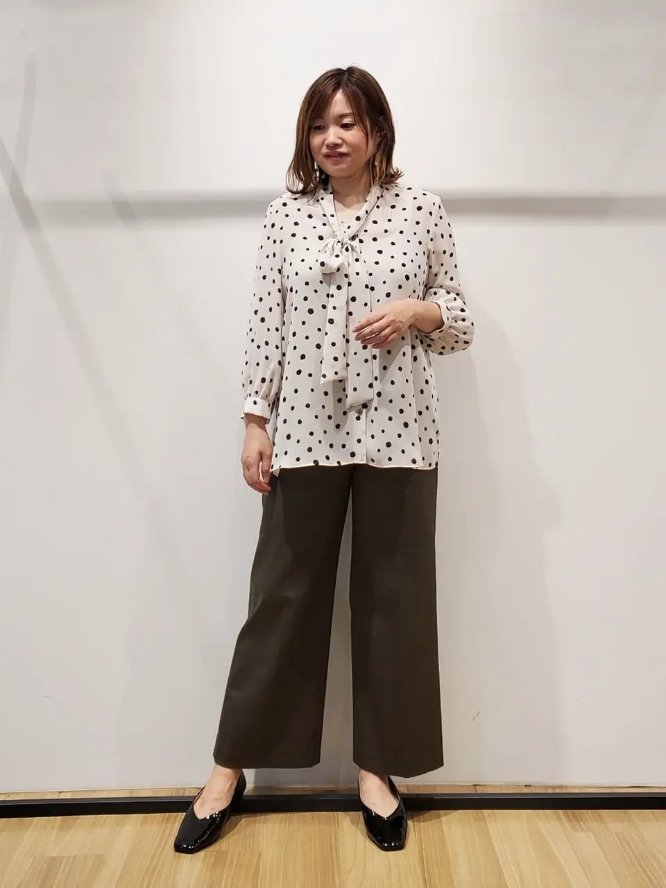 自由区 eri コーディネート画像