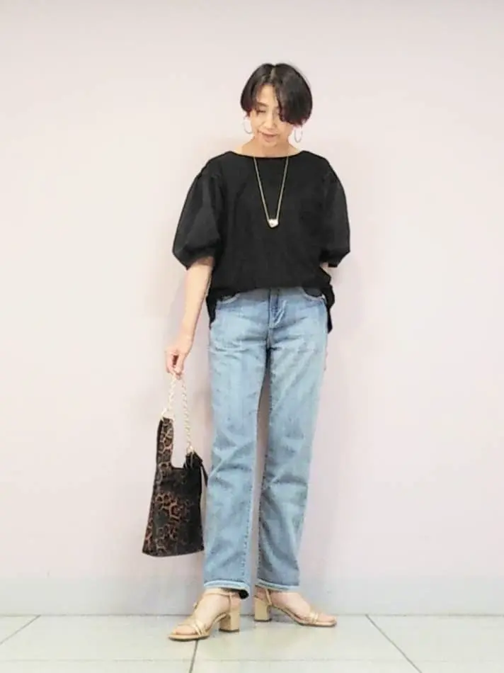 自由区 浅野 コーディネート画像