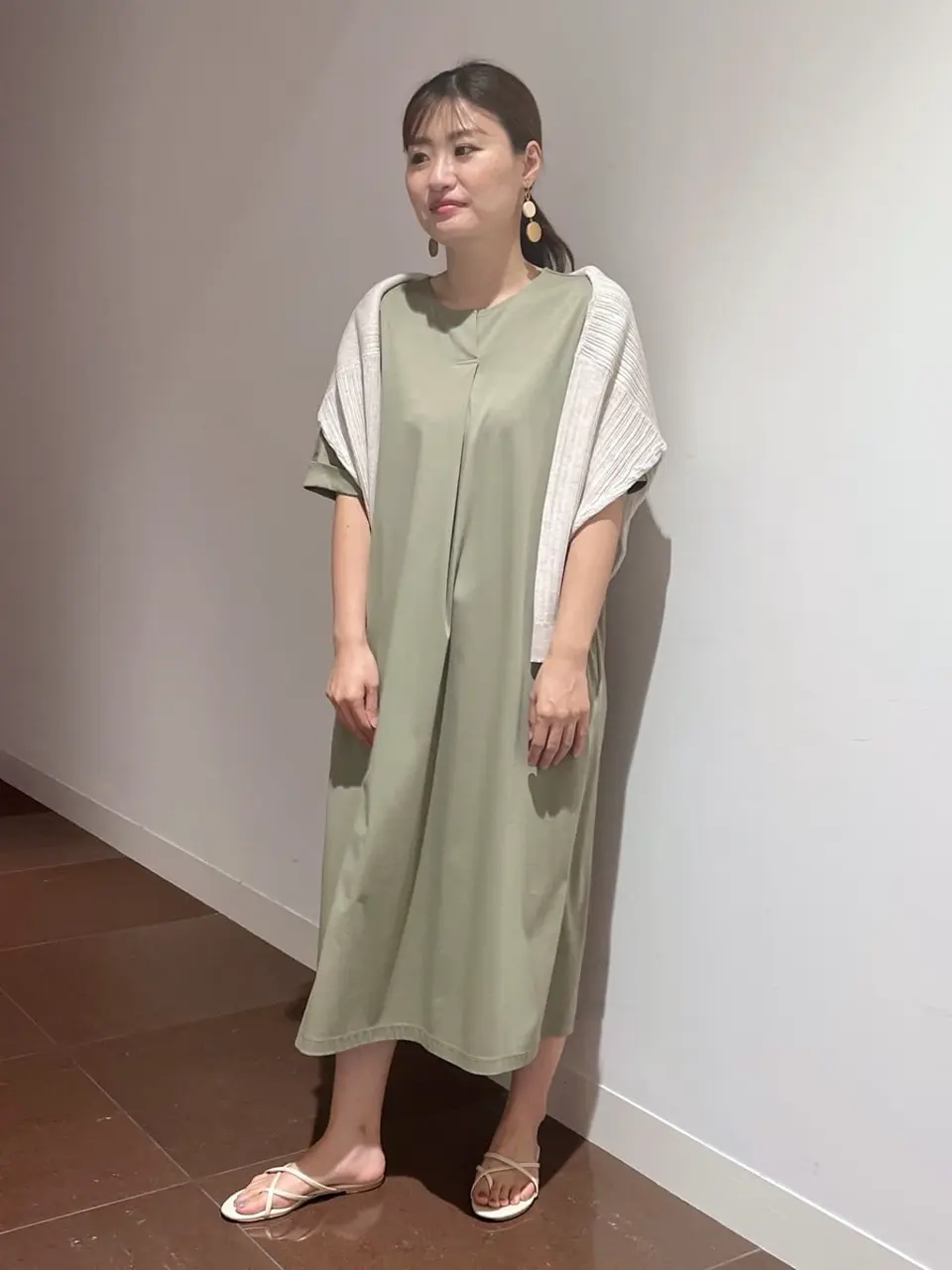 自由区 古宮 コーディネート画像