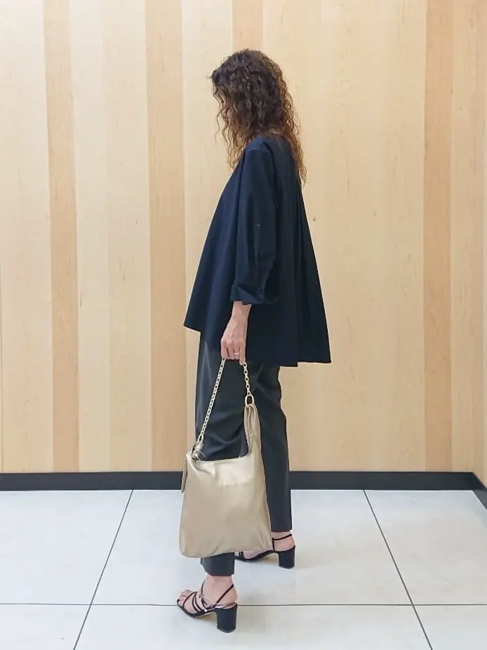 自由区 半澤 コーディネート画像