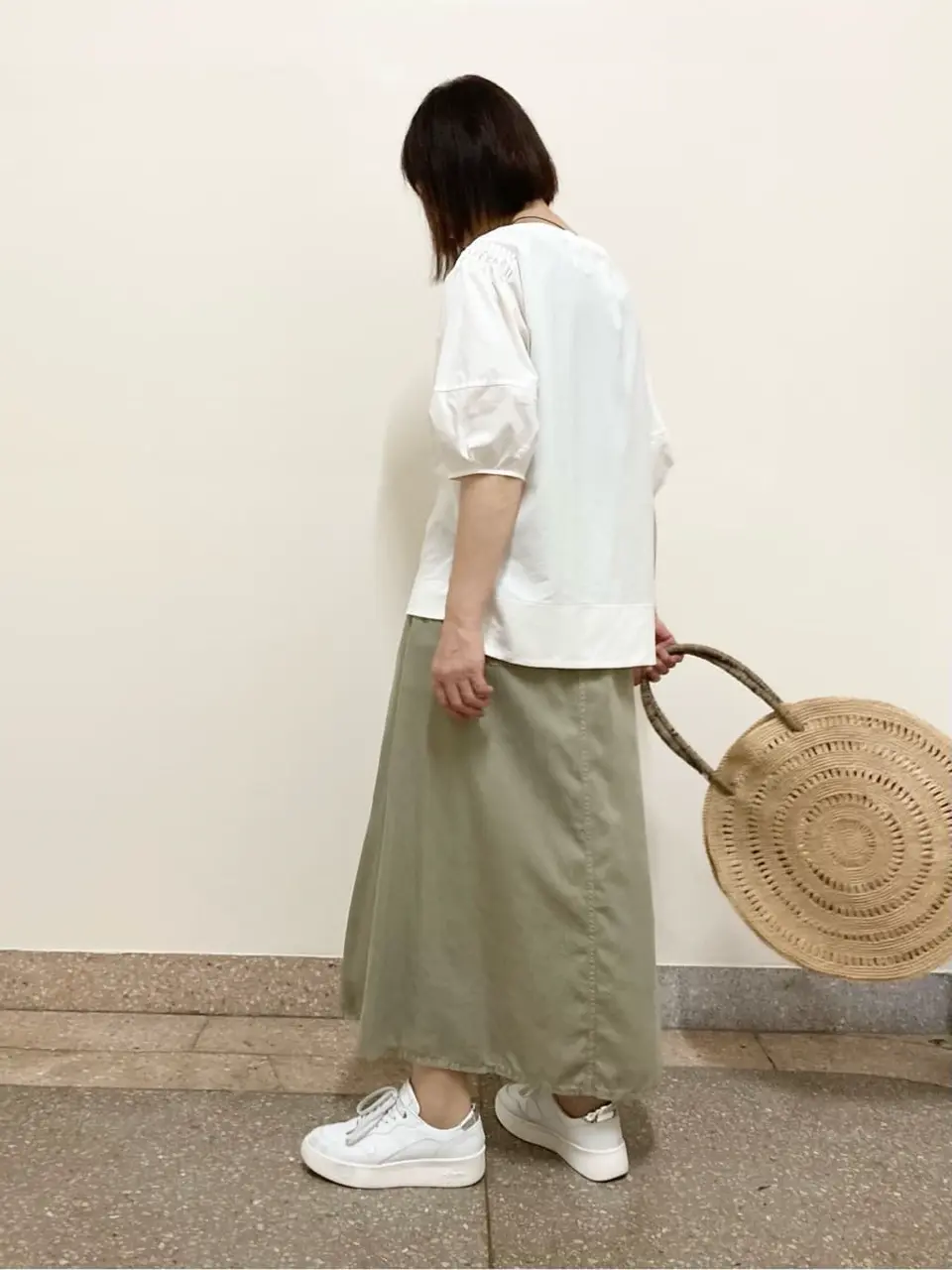 自由区 阿部 コーディネート画像