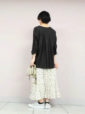 自由区 浅野 コーディネート画像