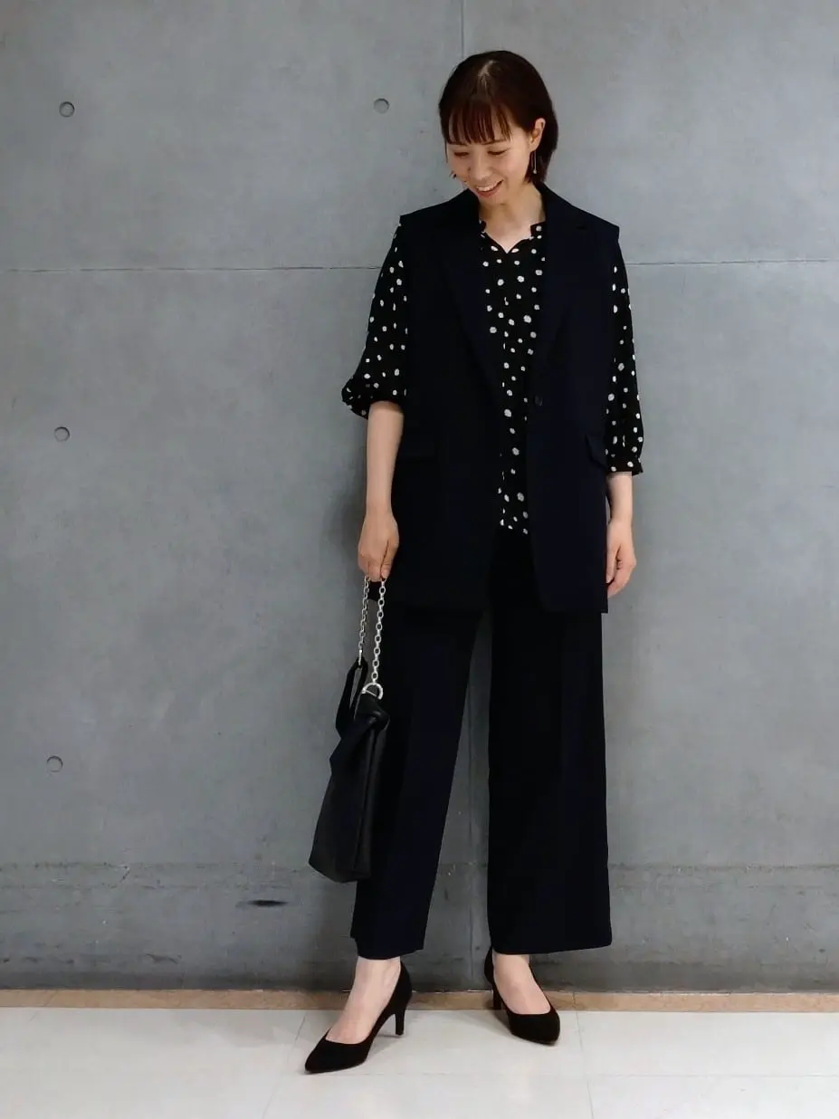  丸尾 コーディネート画像