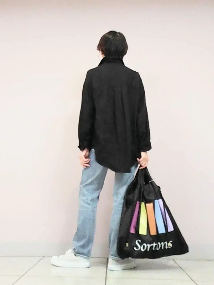 自由区 浅野 コーディネート画像