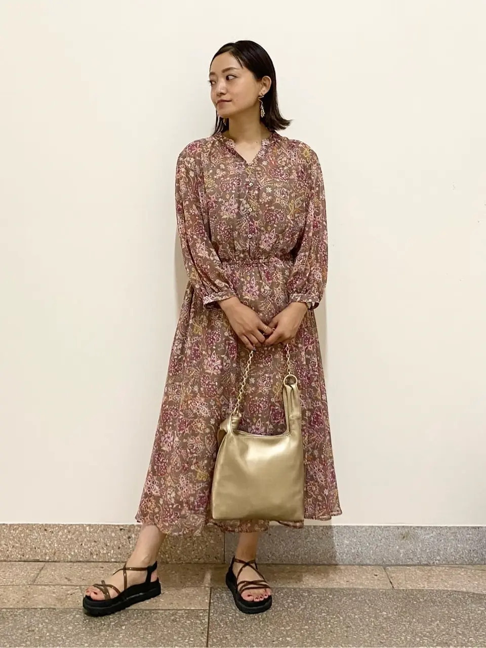 自由区 佐藤 コーディネート画像