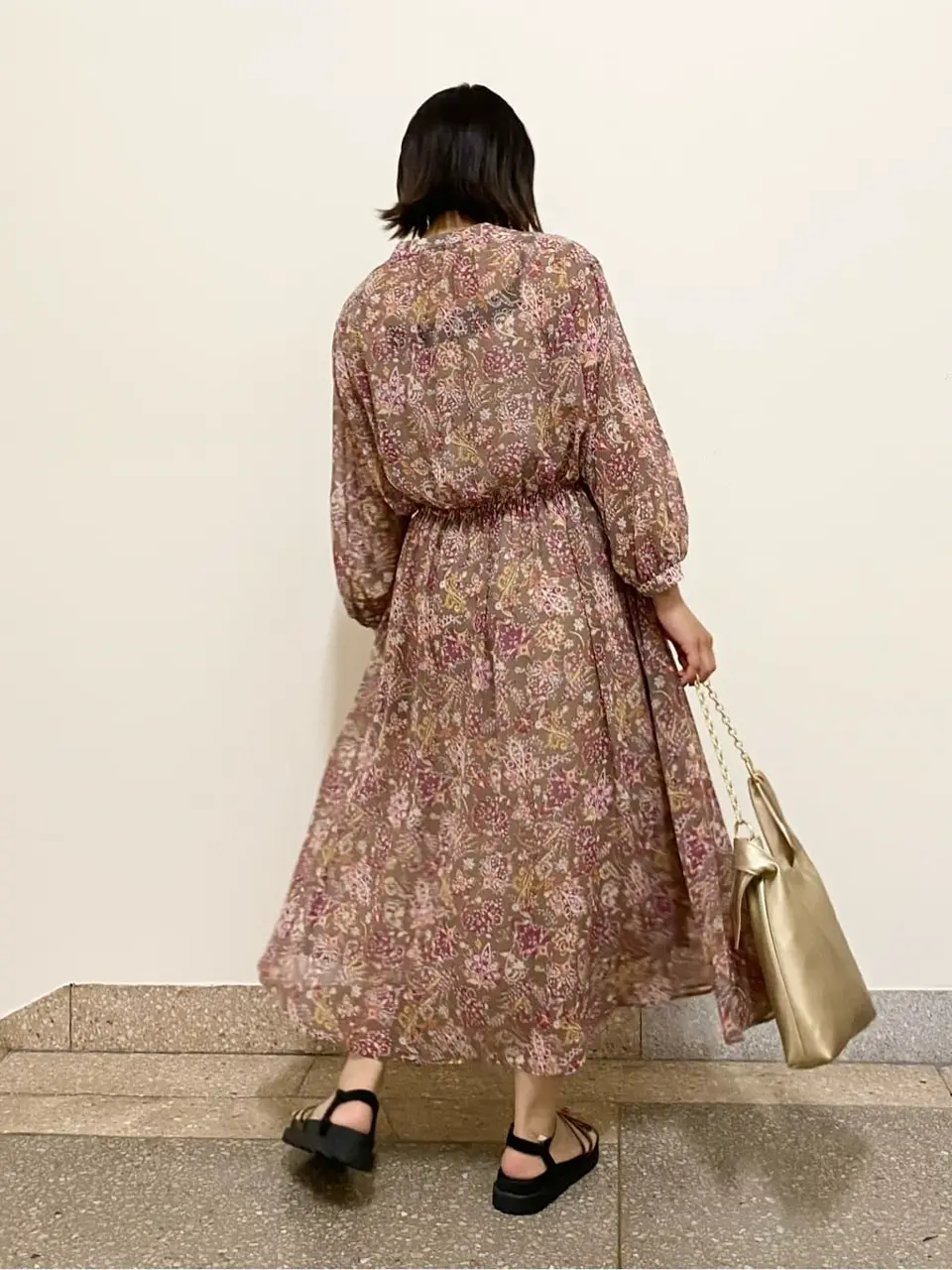 自由区 佐藤 コーディネート画像