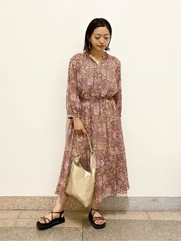 自由区 佐藤 コーディネート画像