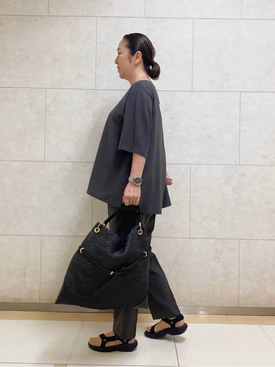 自由区 須山 コーディネート画像