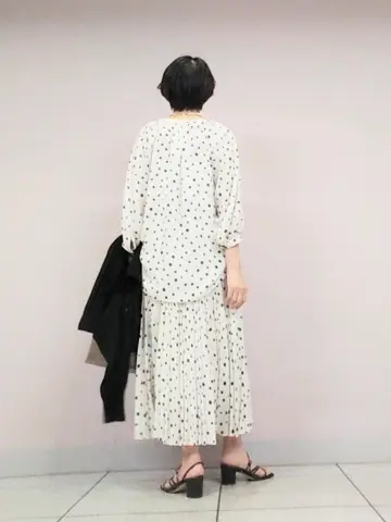 自由区 浅野 コーディネート画像