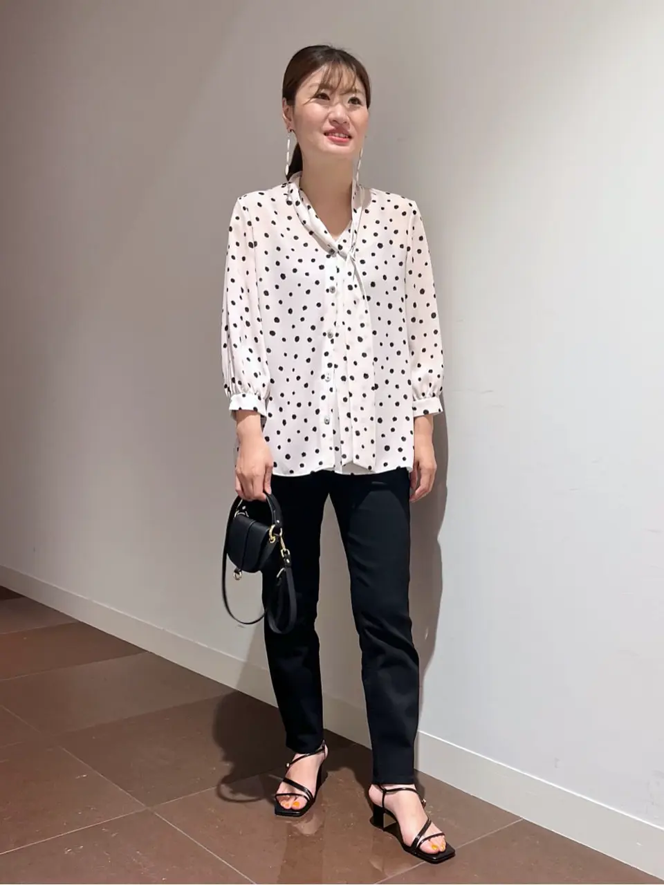 自由区 古宮 コーディネート画像