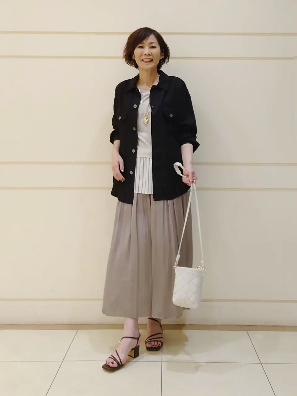 自由区 maruri コーディネート画像