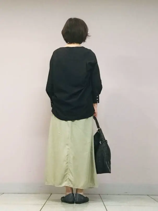 自由区 小森 コーディネート画像