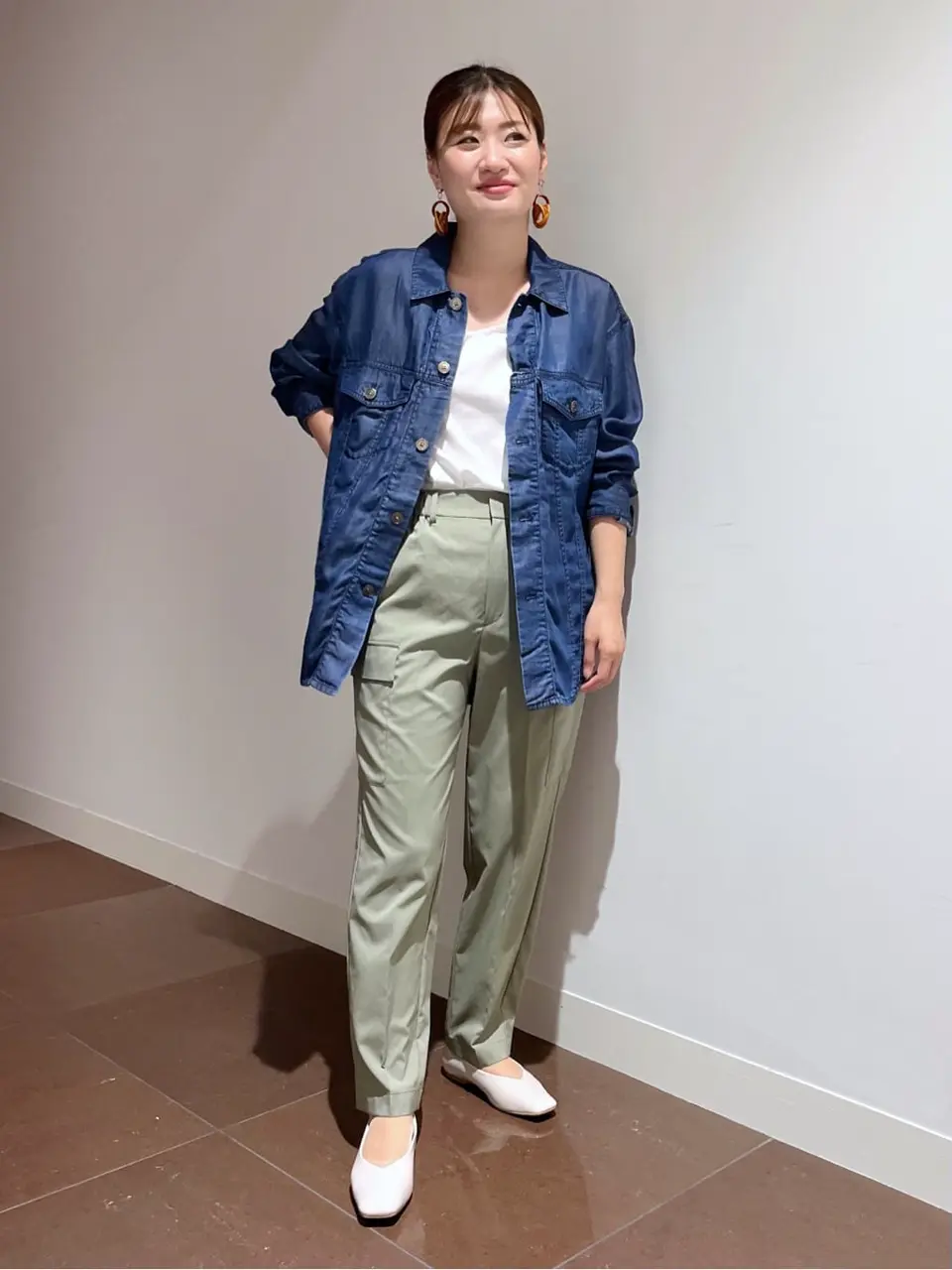 自由区 古宮 コーディネート画像