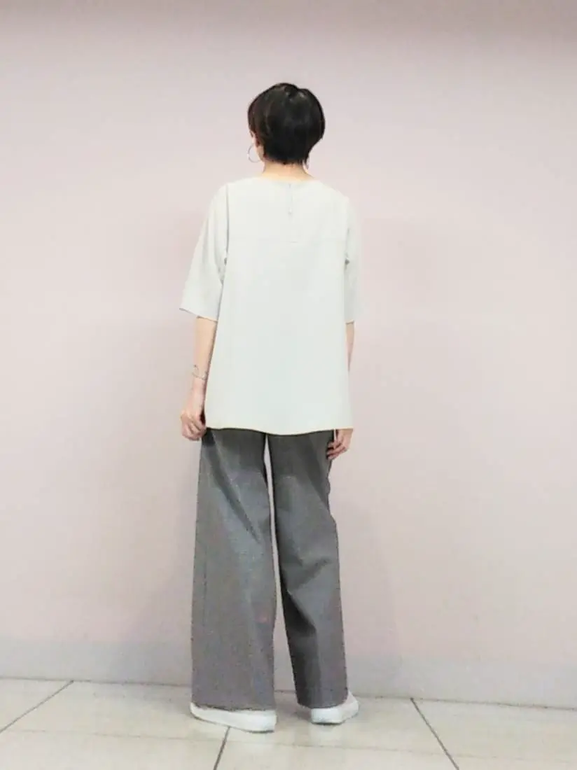 自由区 浅野 コーディネート画像