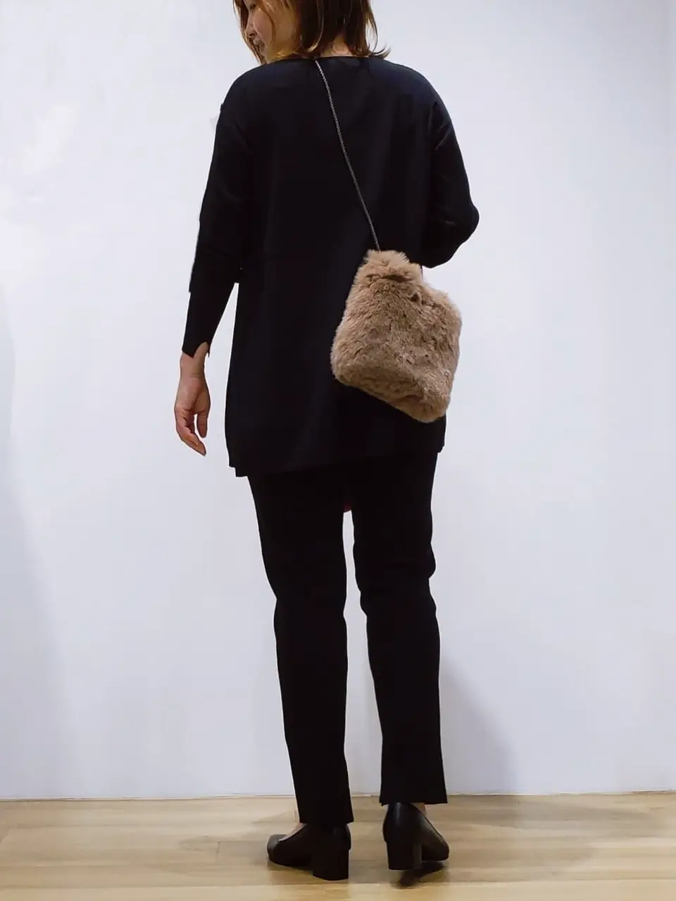 自由区 eri コーディネート画像