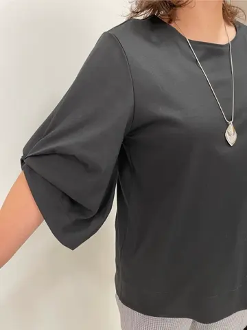 自由区 大野 コーディネート画像