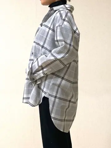 自由区 坂本 コーディネート画像