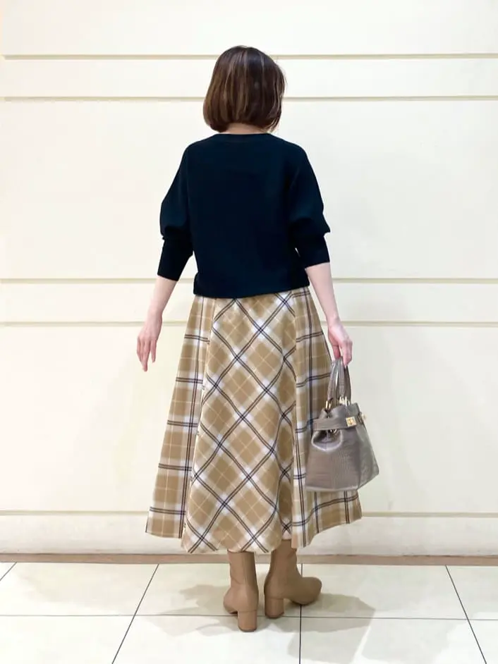 自由区 加藤 コーディネート画像