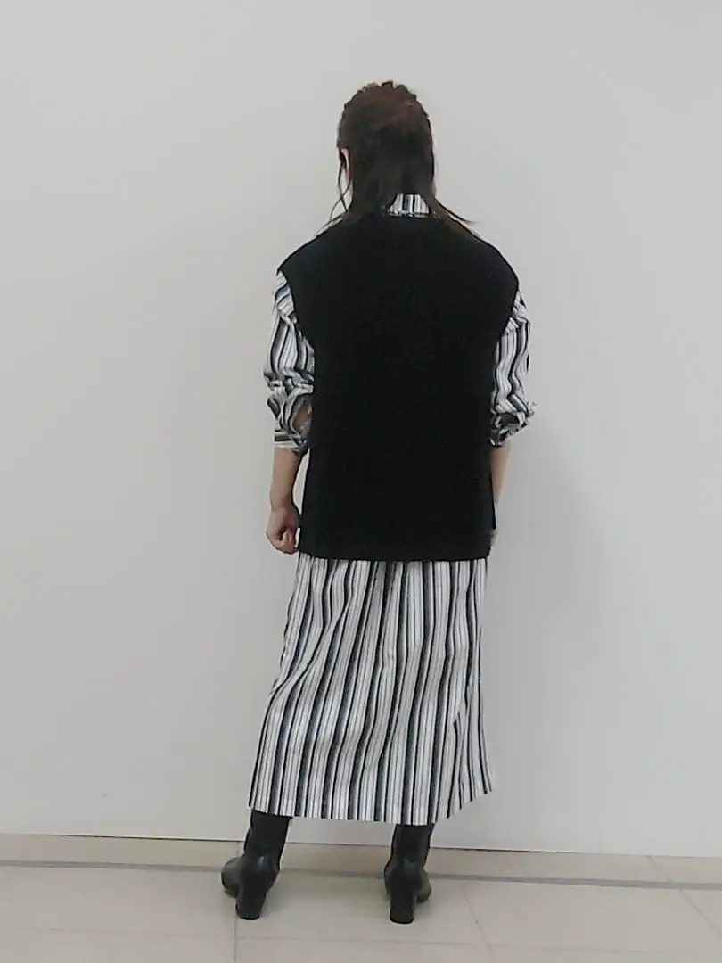 自由区 小林 コーディネート画像