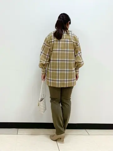 自由区 岡崎 コーディネート画像