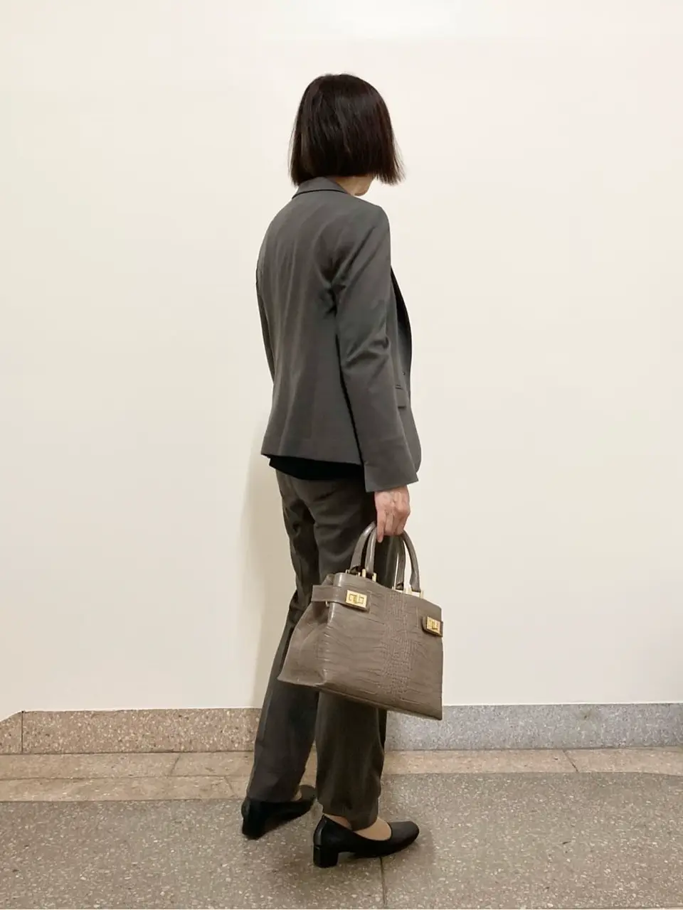 自由区 阿部 コーディネート画像