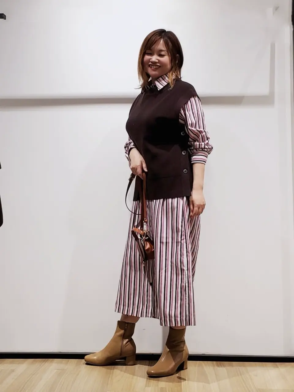 自由区 eri コーディネート画像