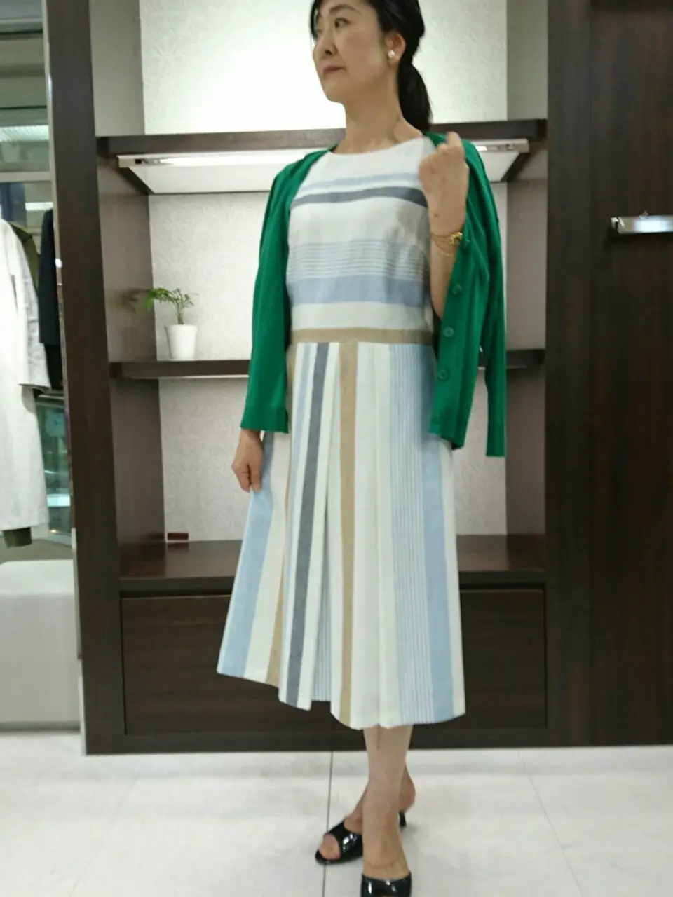  新保 コーディネート画像