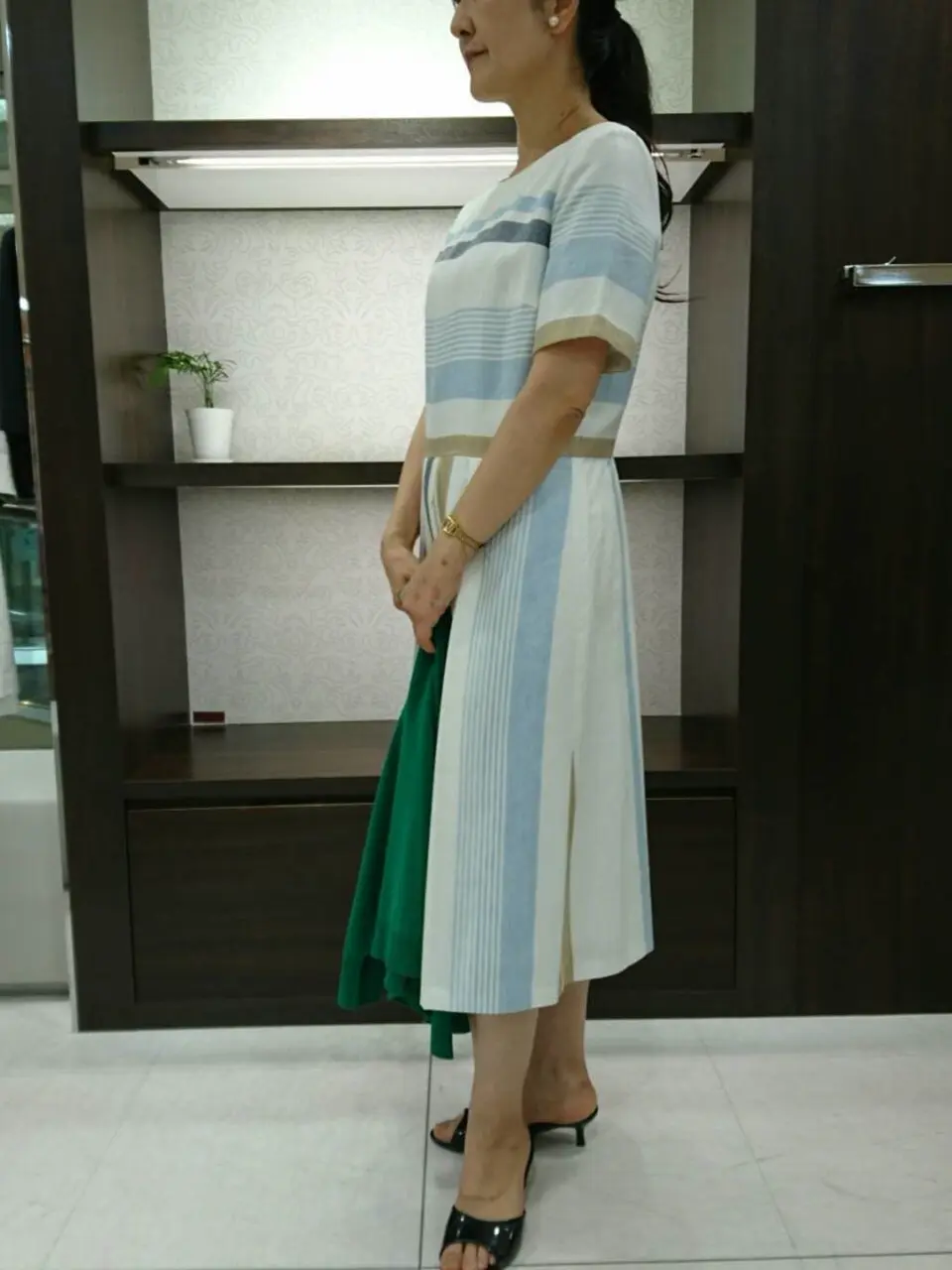 自由区 新保 コーディネート画像