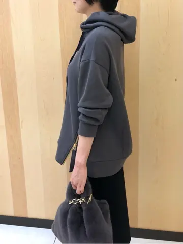 自由区 スタッフ コーディネート画像