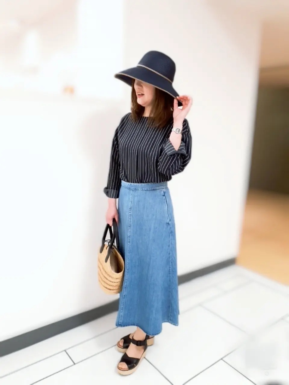  ナオミ コーディネート画像