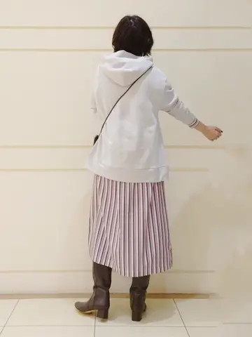 自由区 maruri コーディネート画像