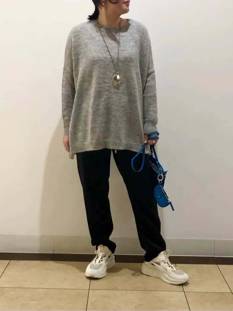 自由区 藤﨑 コーディネート画像