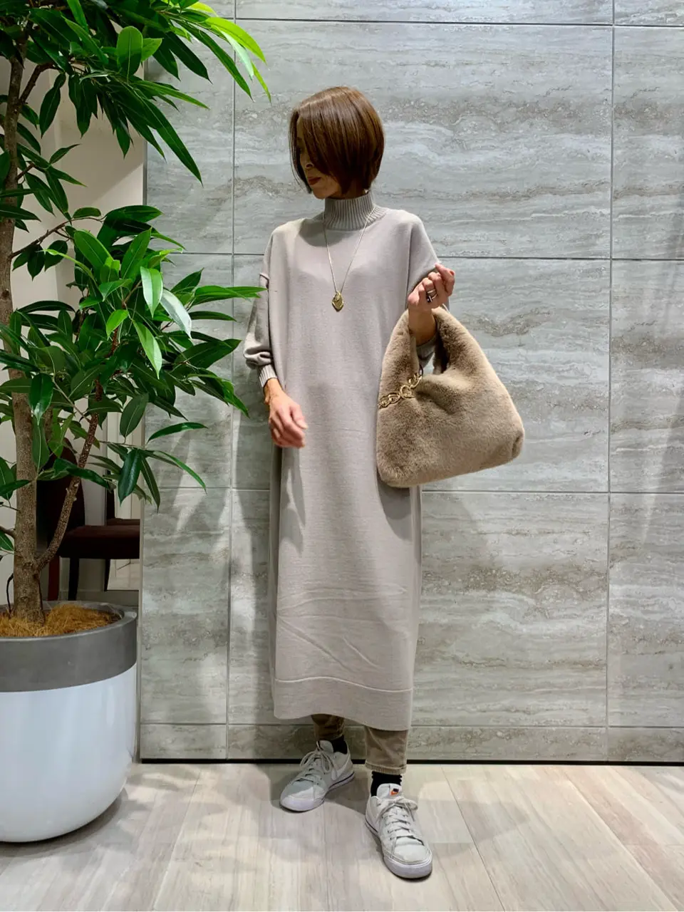 自由区 Ishii コーディネート画像