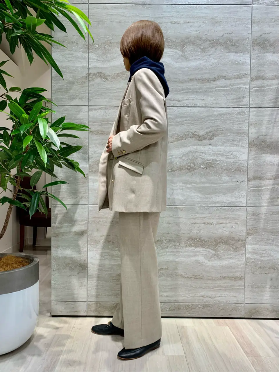 自由区 Ishii コーディネート画像