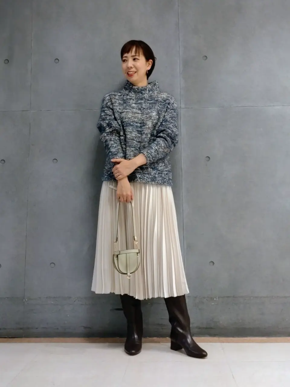  丸尾 コーディネート画像